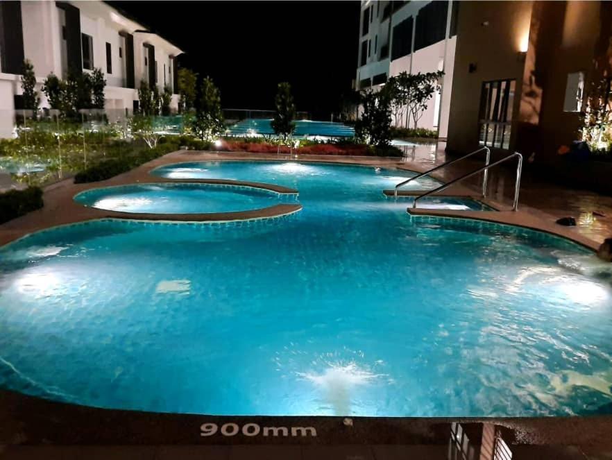 Hotspring 2 Room 1512 Suite Sunway Onsen With Theme Park View 4 Pax Tambun Kültér fotó